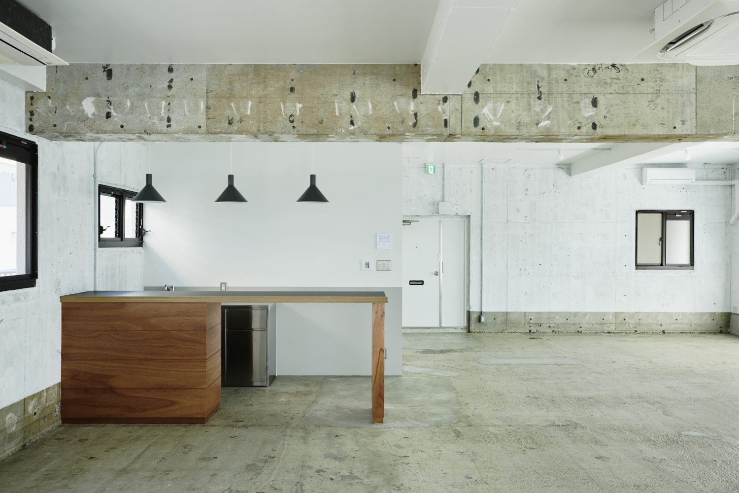 skeleton office project　-hachobori-