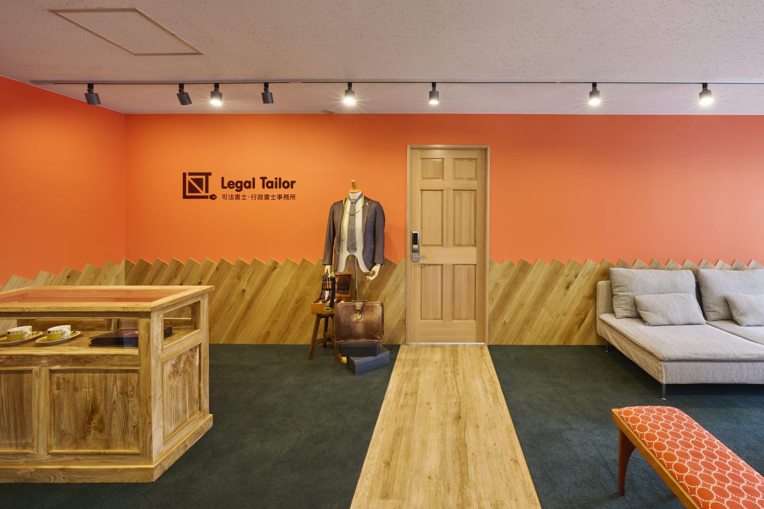 LEGAL TAILOR